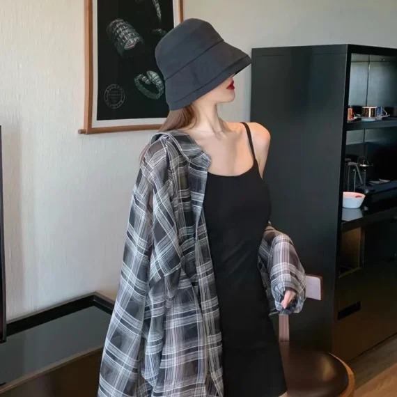 Blouses Women Plaid Chic Daily Outwear Loose Vacation Elegant Simple Long Sleeve Shirts Ladies Korean Summer Sun-proof Shirt